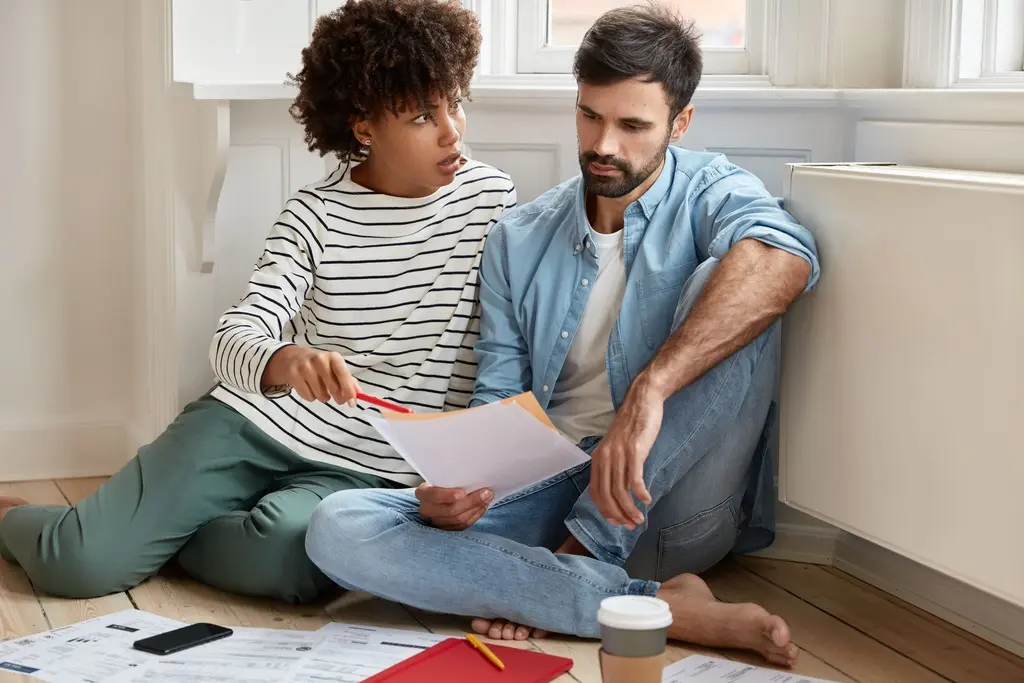 Conseils Pratiques pour Gérer Vos Finances en Couple et Éviter les Conflits - Gérez les Dettes en Équipe -cashandlove Conseils Pratiques pour Gérer Vos Finances en Couple et Éviter les Conflits - Gérez les Dettes en Équipe -cashandlove